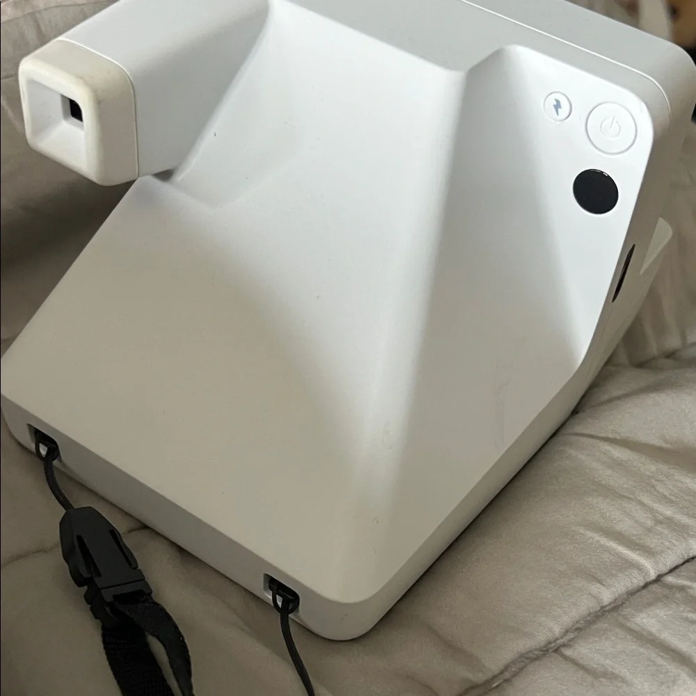 Polaroid Now+ Rainbow White Camera